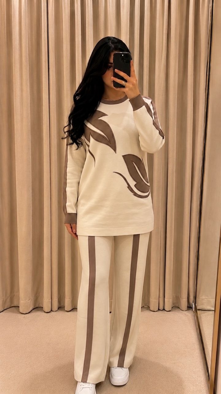 Leaf-Motif Knit Top & Striped Pants Set